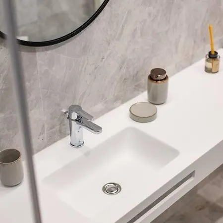 Renovato Prestige Apartment *